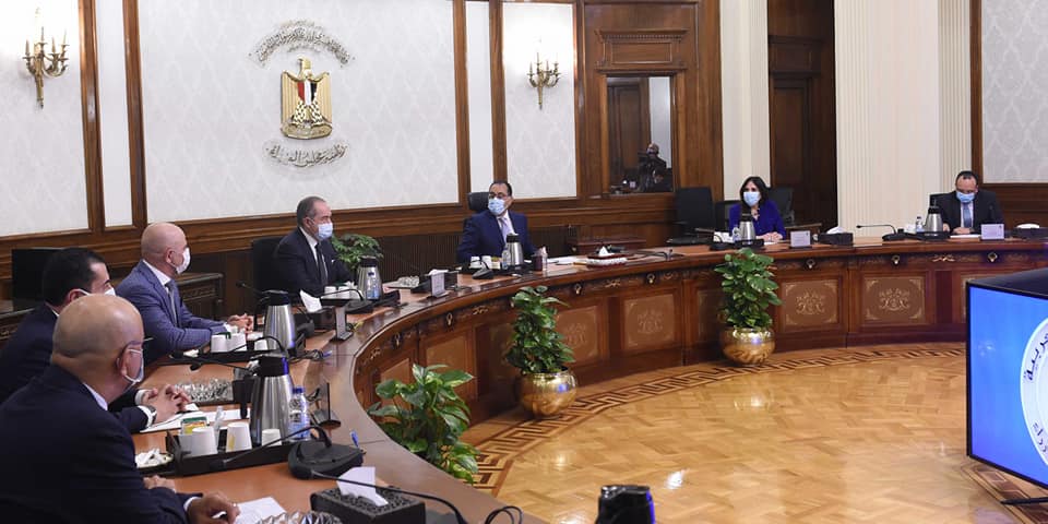 رئيس الوزراء يلتقي مسئولي ستيلانتس المصنعة لسيارات بيجو وفيات وسيتروين وكرايسلر