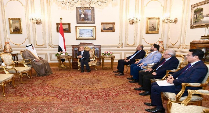 رئيس “القيادة اليمني” يؤكد أهمية دور البرلمان العربي في دعم اليمن ومؤسساته الشرعية
