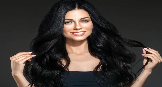 تعرفي على فوائد خل التفاح للشعر