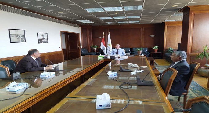 وزير الري يتابع أنشطة المركز القومى لبحوث المياه وموقف دراسات الخطة البحثية بالمركز
