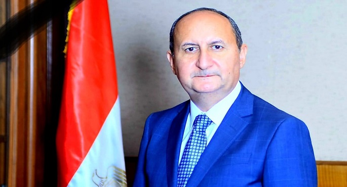 وزيرة التجارة والصناعة تنعى رحيل المهندس عمرو نصار وزير التجارة والصناعة السابق