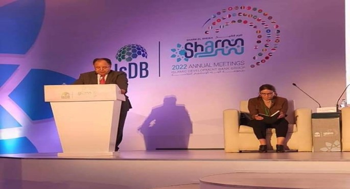 بالصور.. معيط من شرم الشيخ: التحديات الاقتصادية والتغيرات المناخية تفرض التوسع في التمويل الأخضر