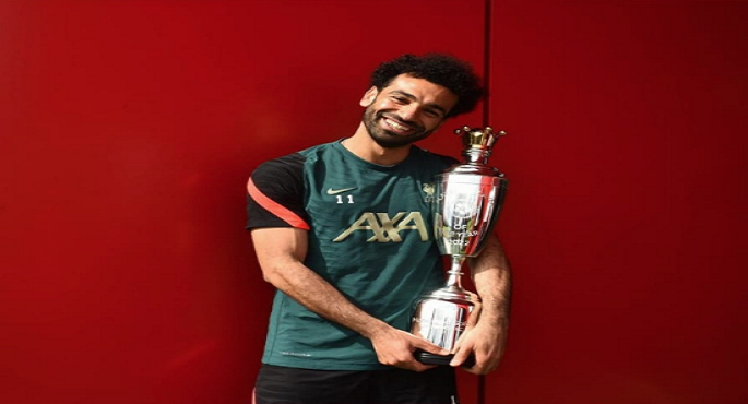محمد صلاح يحتفل بتتويجه بلقب لاعب العام عبر إنستجرام