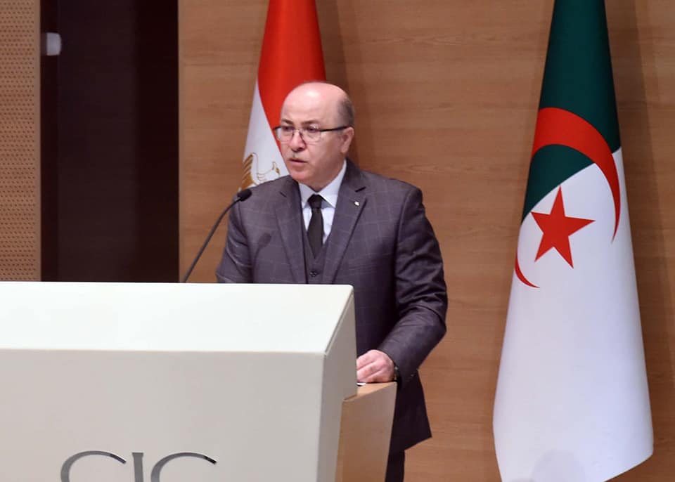 خلال أعمال المنتدى الاقتصادي المصري ـ الجزائري المشترك.. الوزير الأول الجزائري: نقدم كافة شروط النجاح للاستثمار والشراكة