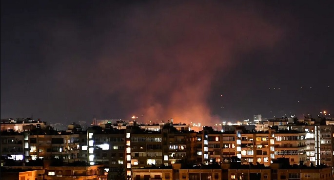 قتيل وسبعة جرحى بعد ضربات إسرائيلية على مطار حلب
