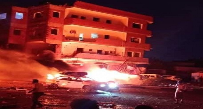 مقتل صحفي يمني في انفجار سيارة في عدن