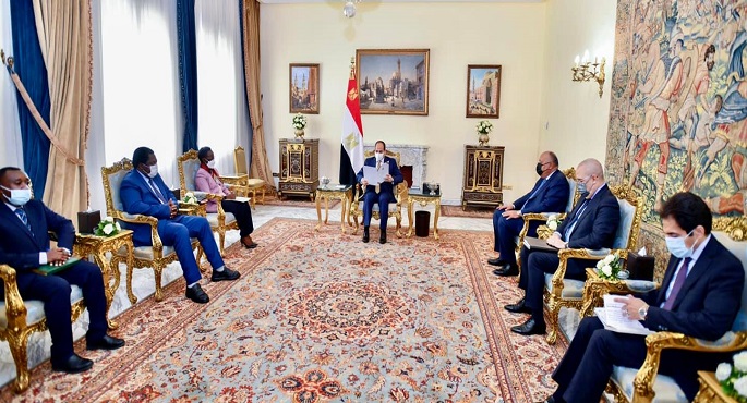 بالصور.. الرئيس السيسي يؤكد لوزيرة خارجية تنزانيا موقف مصر الثابت بالحفاظ على أمنها المائي