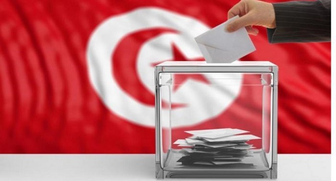 التونسيون بالخارج يدلون بأصواتهم في الاستفتاء على مشروع الدستور الجديد للبلاد السبت