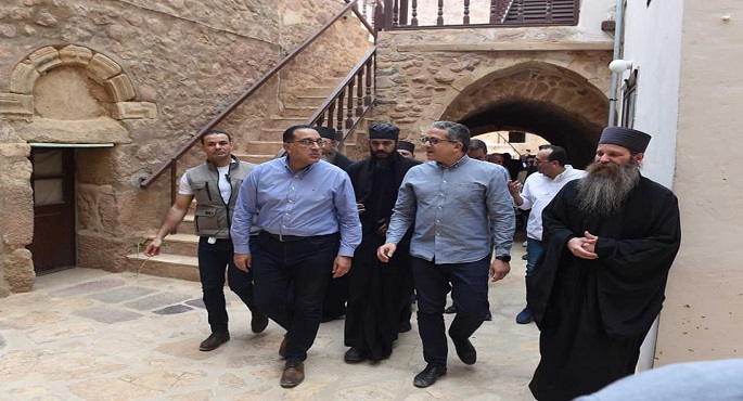 بالصور..مدبولي يتفقد مشروع تطوير منطقة وادي الدير بسانت كاترين