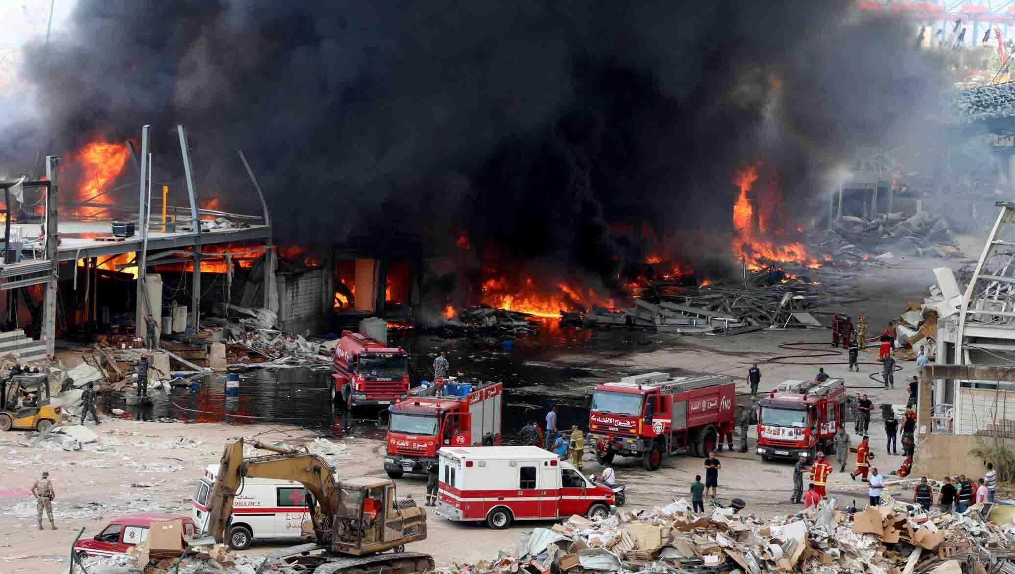 إخماد حريق التهم 150 محلا جنوبي بغداد بالعراق