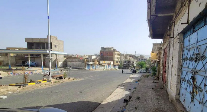 الحوثي يعلن رفضه رسمياً فتح طرقات تعز ويجدد عرض مقترحه الأحادي
