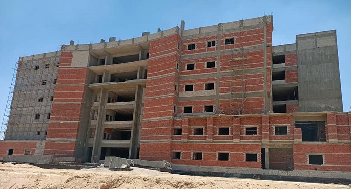 بالصور ..وزير الإسكان : تَقدم الأعمال بمشروع مستشفي سعة 220 سريرا بمدينة العبور