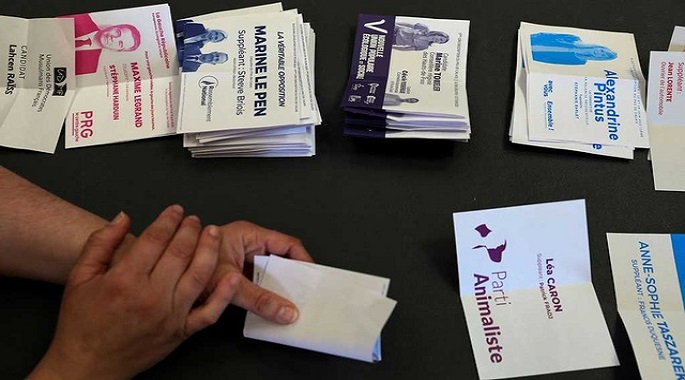تحالف ماكرون وائتلاف ميلانشون اليساري يتصدران الجولة الأولى من الانتخابات البرلمانية الفرنسية بنسب متقاربة