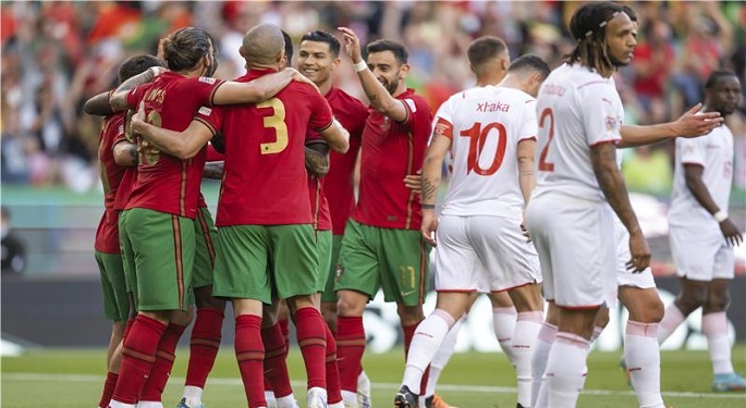 ثنائية رونالدو تقود البرتغال لاكتساح سويسرا برباعية بدوري الأمم الأوروبية