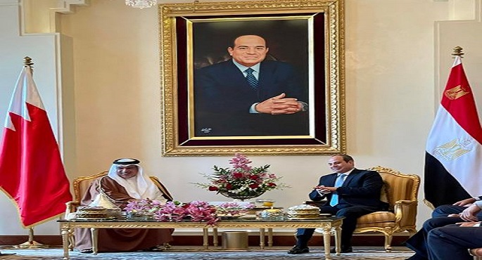 الرئيس السيسي يلتقي الأمير سلمان بن حمد آل خليفة ولي العهد البحريني بالمنامة