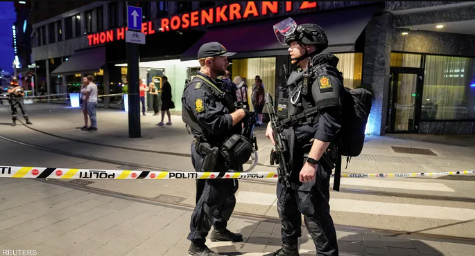 الشرطة النرويجية تحقق في حادث إطلاق النار في أوسلو باعتباره عملاً إرهابياً