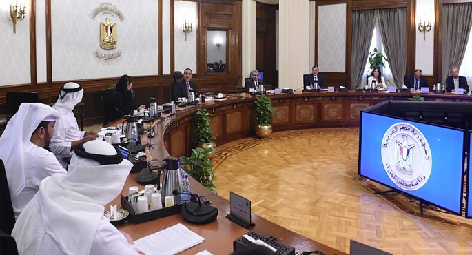 بالصور.. رئيس الوزراء يتابع جهود التعاون مع الإمارات وزيادة الاستثمارات المشتركة