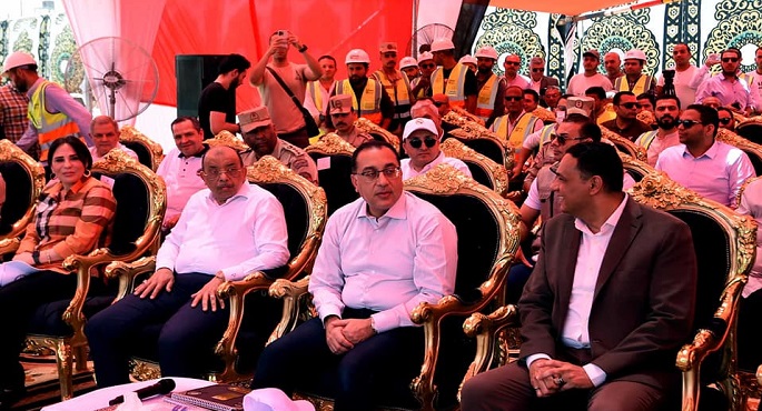 بالصور.. رئيس الوزراء يزور الدقهلية لتفقد المشروعات الجاري تنفيذها ضمن مبادرة ”حياة كريمة”