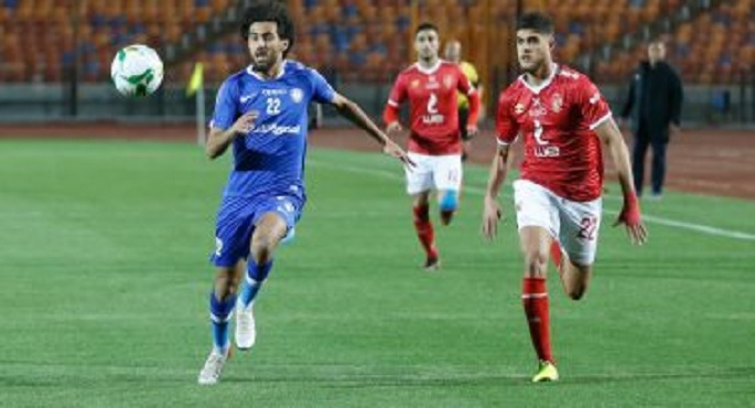 سموحة يحقق فوزا مثيرا على الأهلي 3-2 ويشعل المنافسة في الدوري