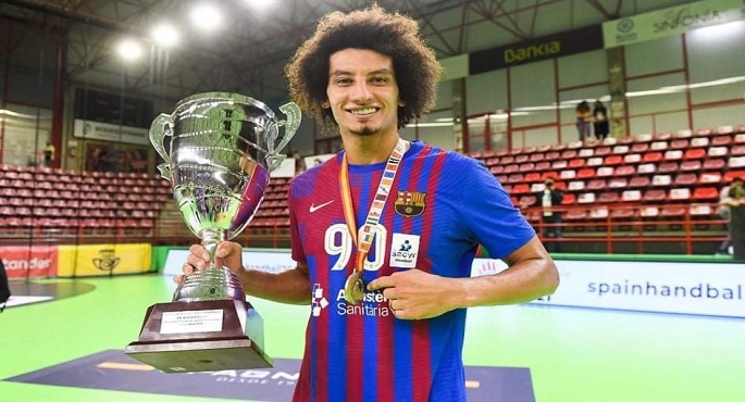 أشرف صبحي يقرر تكريم علي زين لاعب منتخب اليد