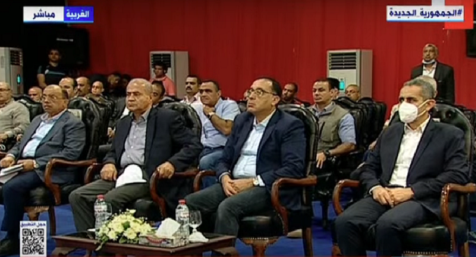 بالصور .. رئيس الوزراء يتفقد مشروعات حياة كريمة بمحافظة الغربية