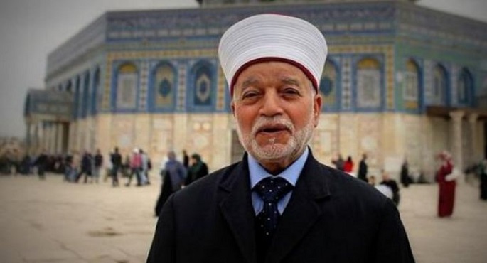 خطيب الأقصى يُحذر من خطورة أعمال الحفر الإسرائيلية المتصاعدة على أساسات “الأقصى”