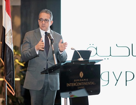 وزير السياحة والآثار يشارك في ورشة عمل استعراض الاستراتيجية الوطنية للسياحة المستدامة في مصر