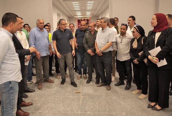 بالصور.. وزير السياحة والآثار يتفقد المتحف اليوناني الرومانى بالإسكندرية ويتابع آخر مستجدات اعمال ترميمه