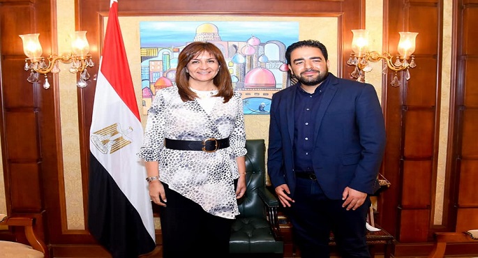 بالصور.. وزيرة الهجرة تستقبل أحمد سليمان الباحث المصري بمعهد كالتك بأمريكا