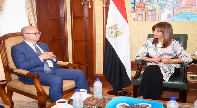 بالصور.. وزيرة الهجرة تبحث مع مساعد نائب وزير الخارجية الكندي سبل التعاون المشترك