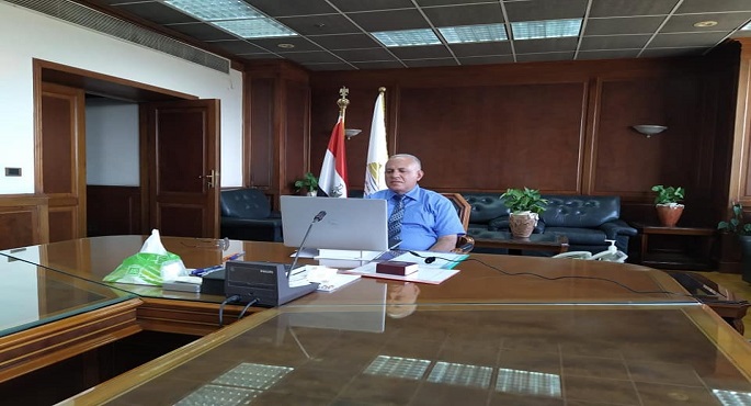 بالصور .. وزير الري يبحث مع الممثل الإقليمي للفاو التعاون المشترك خلال فعاليات أسبوع القاهرة الخامس للمياه