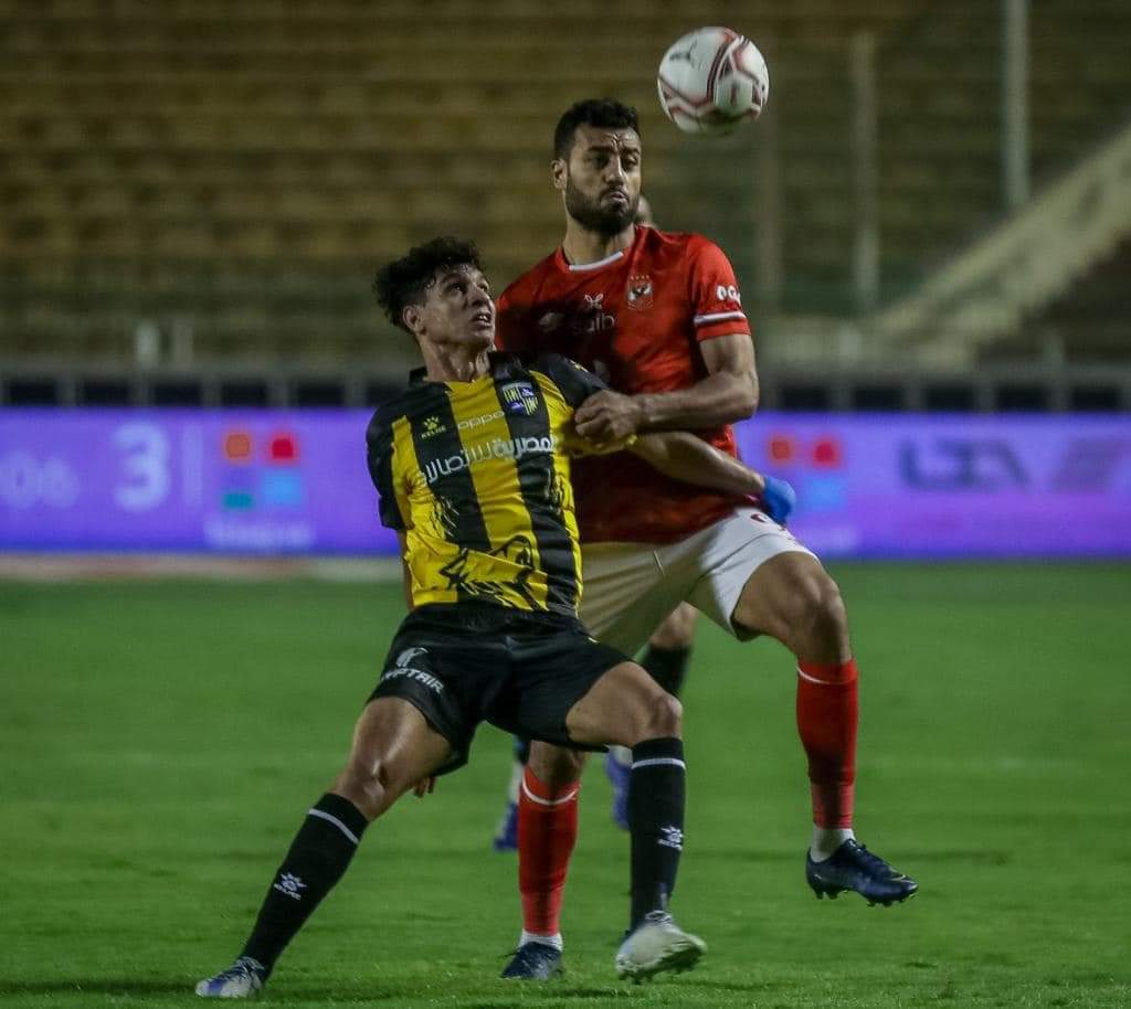 الأهلي يفقد نقطتين ثمينتين في الدوري بتعادله السلبي مع المقاولون العرب