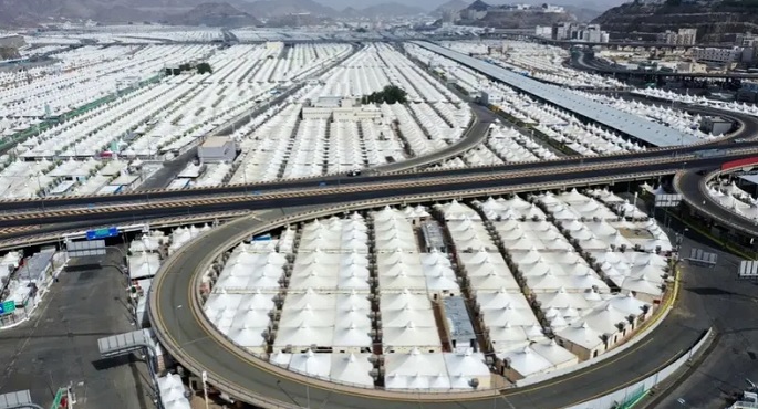 حجاج بيت الله الحرام يتوجهون غدا إلى منى لقضاء يوم التروية