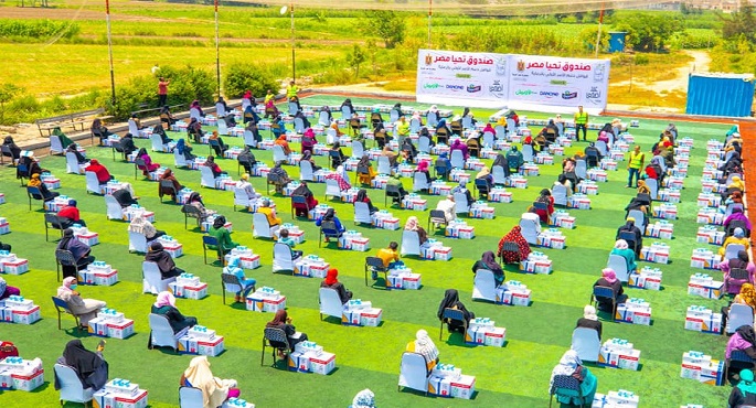 بالصور.. قوافل صندوق تحيا مصر تصل محافظتي الجيزة والبحيرة استعدادا لعيد الأضحى المبارك