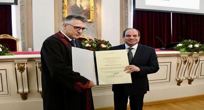 بالصور.. جامعة بلجراد تمنح الرئيس السيسي الدكتوراة الفخرية