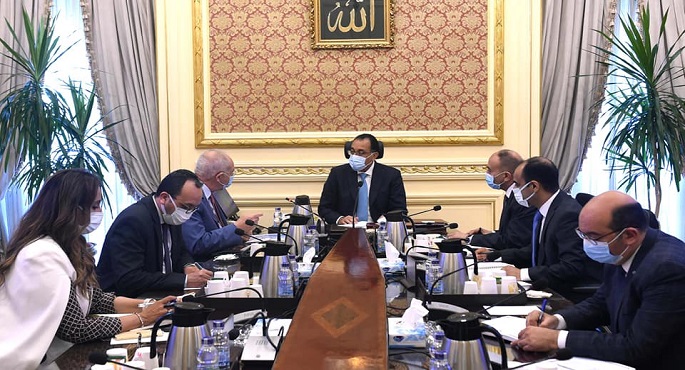 بالصور.. رئيس الوزراء يشدد على ضرورة تعظيم الاستفادة من الفرص الاستثمارية بالمنطقة الاقتصادية لقناة السويس