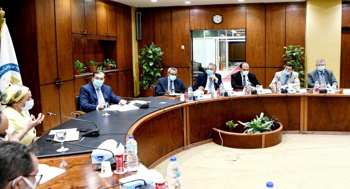 بالصور.. وزيرا “البترول” و”البيئة” يبحثان تنظيم فعاليات لخفض الكربون في مؤتمر (COP27)