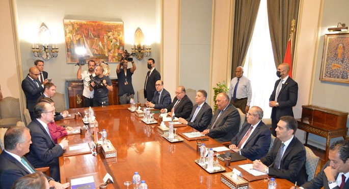بالصور .. وزير الخارجية يعقد جلسة مباحثات ثنائية مع نظيره النمساوي