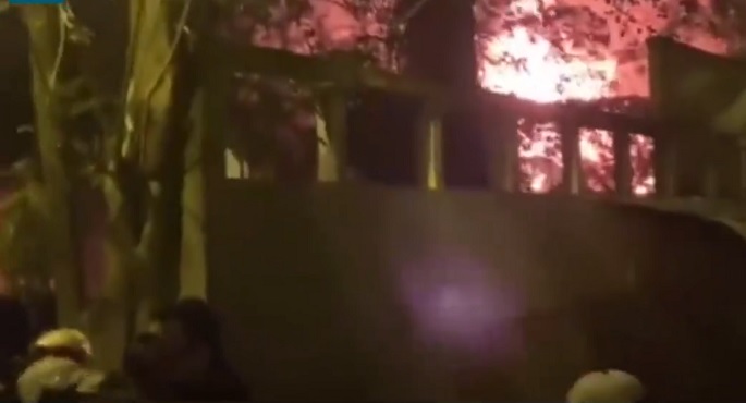 بعد اقتحام قصر الرئيس.. إحراق مقر رئيس وزراء سريلانكا