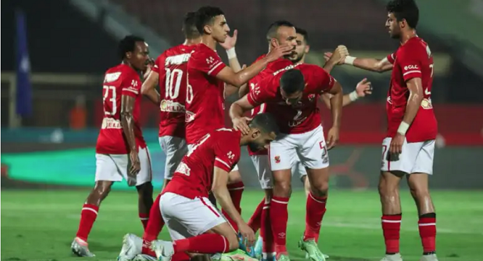 الأهلي يختتم تدريباته استعدادًا لمواجهة بيراميدز غدًا في الدوري الممتاز