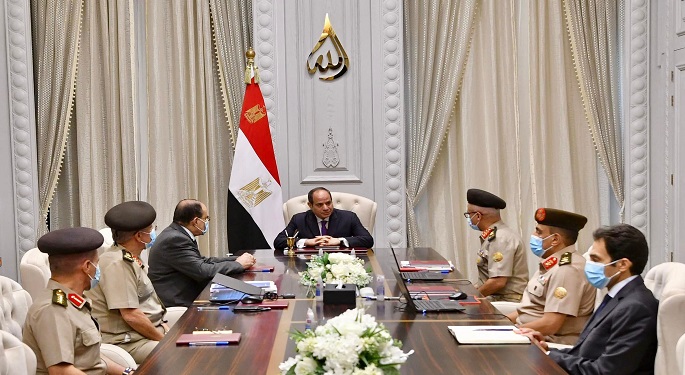 الرئيس السيسي يتابع الموقف التنفيذي لمشروعات الهيئة الهندسية ويوجه بتطوير معهد ناصر للعلاج