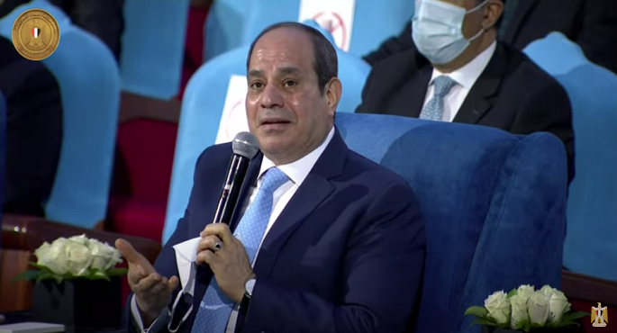 بالفيديو .. الرئيس السيسي يؤكد أهمية استمرار العمل في العاصمة الإدارية الجديدة رغم التكلفة والظروف الصعبة