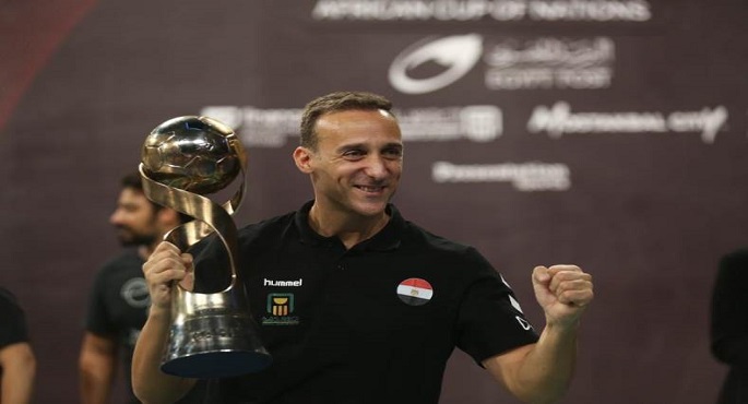 اتحاد كرة اليد يعلن استمرار باروندو في تدريب منتخب مصر