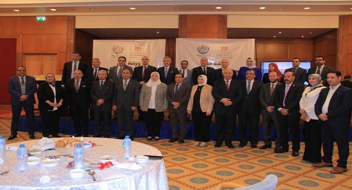 بالصور .. القباج تتلقي تقريرا بأنشطة وإنجازات “حاضنات الفائقين” بالجامعات المصرية