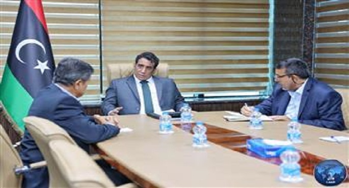 خلال لقائهم بالمنفي: رئيس وأعضاء الهيئة الطرابلسية يطالبون بإنهاء المراحل الانتقالية