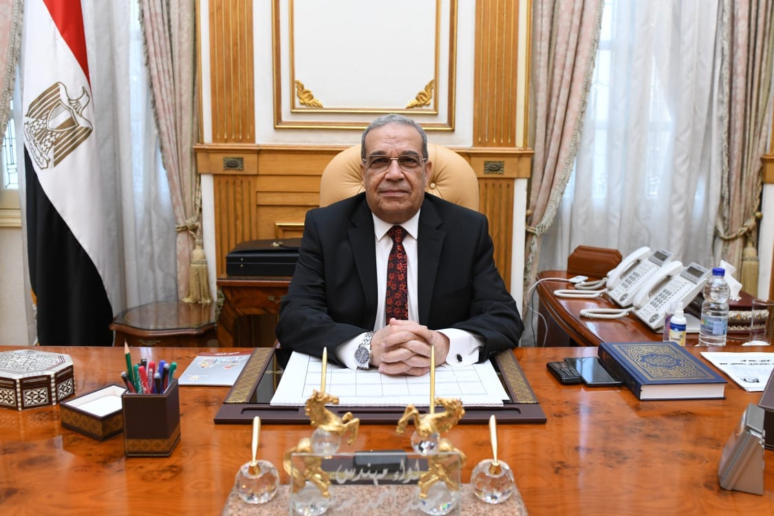 وزير الدولة للإنتاج الحربي: حريصون على المتابعة الدورية للمشروعات التي ننفذها لصالح مؤتمر تغير المناخ “COP27”