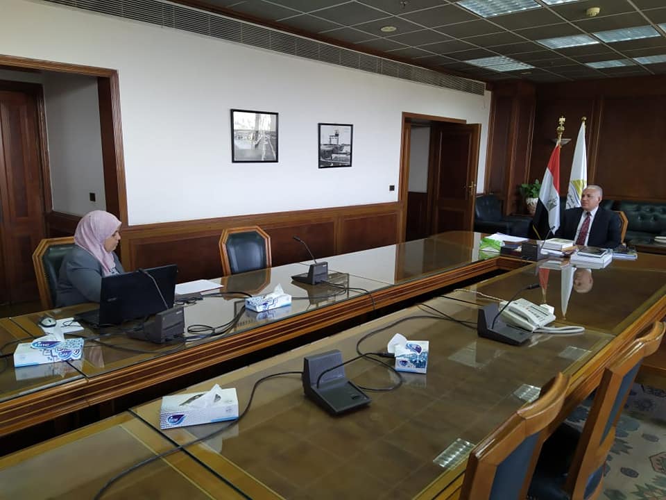عبد العاطى يتابع أعمال اللجنة العلمية لإسبوع القاهرة الخامس للمياه
