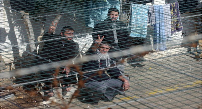 الأسرى يصعّدون من خطواتهم الاحتجاجية في سجون الاحتلال