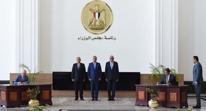 بالصور.. رئيس الوزراء يشهد توقيع مذكرة تفاهم بين “هيئة الاستثمار” وشركة “ستيلانتس” العالمية لصناعة السيارات
