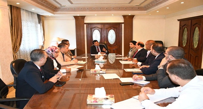 بالصور.. وزير الرياضة يجتمع مع اللجنة العليا لمبادرة “مصر بلا غرقى”